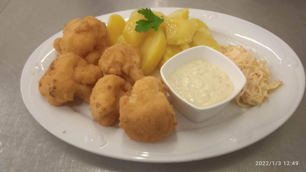 Mala Svata Hora - Penzion & Restaurace Mníšek pod Brdy Exterior foto